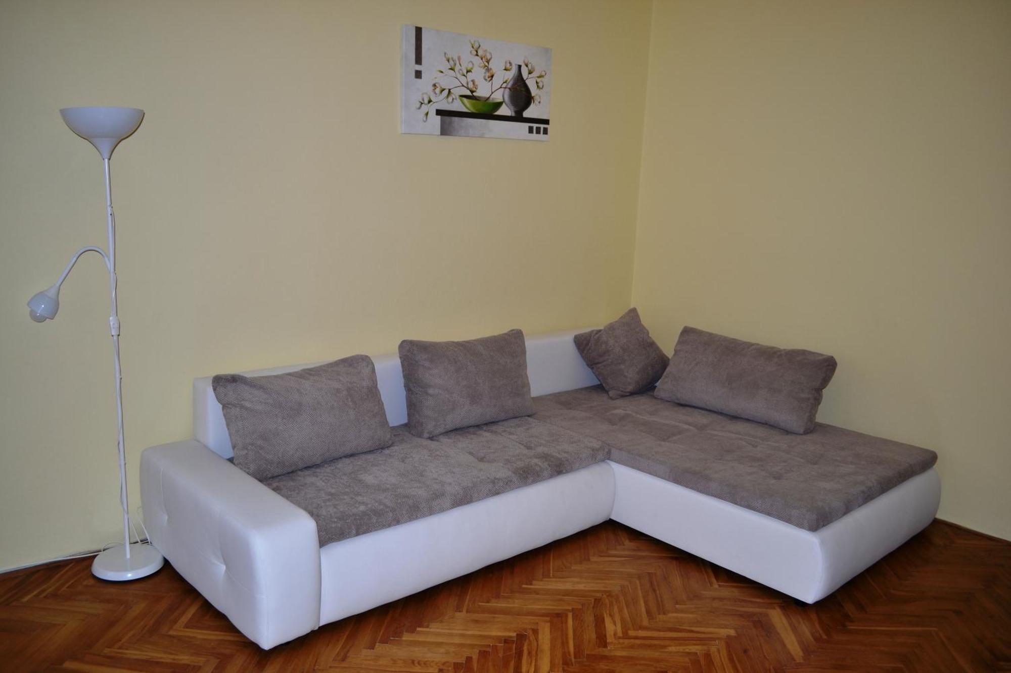 Sunflower 2Bdr Flat By Ruterra Prága Kültér fotó