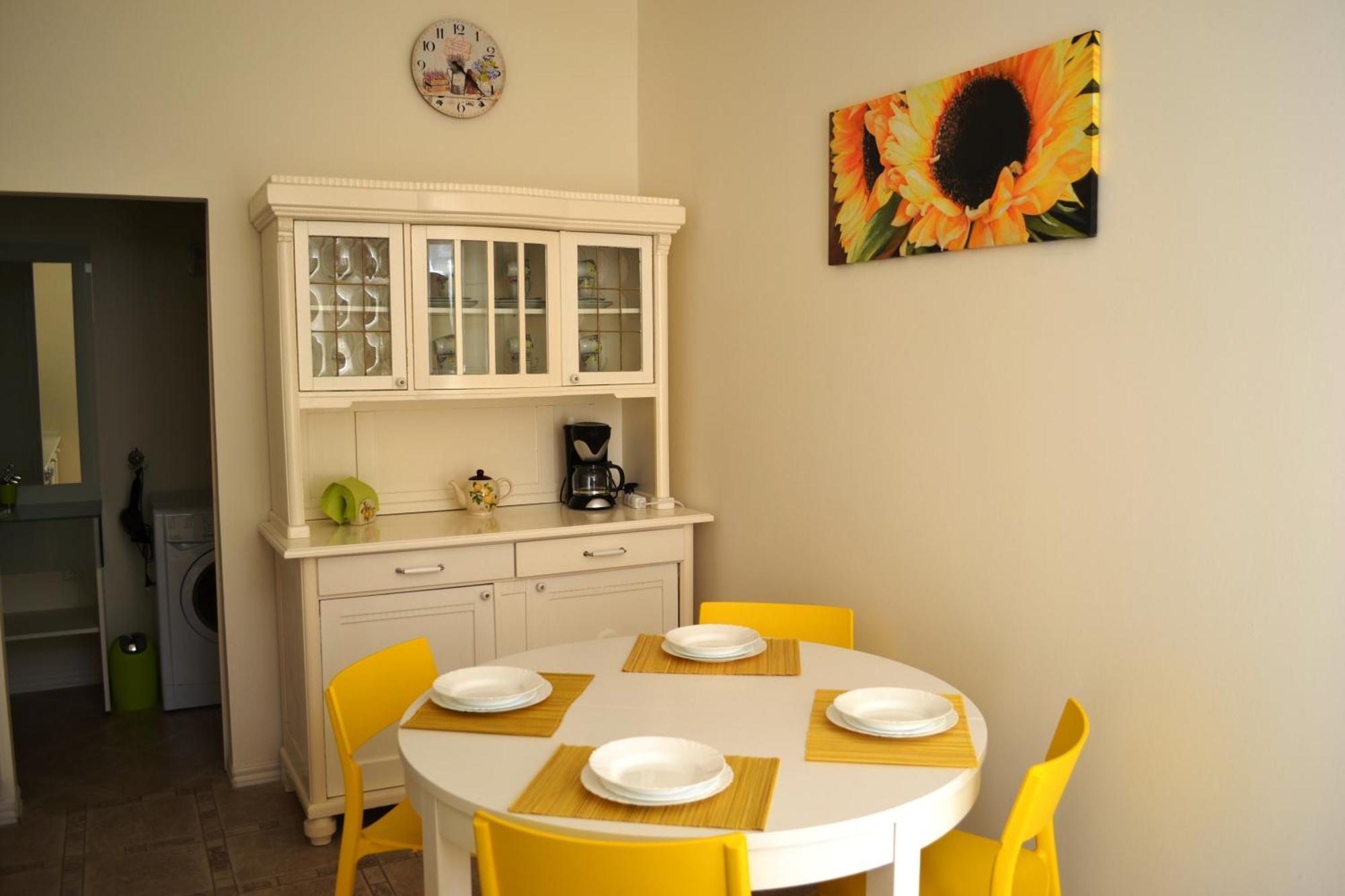 Sunflower 2Bdr Flat By Ruterra Prága Kültér fotó